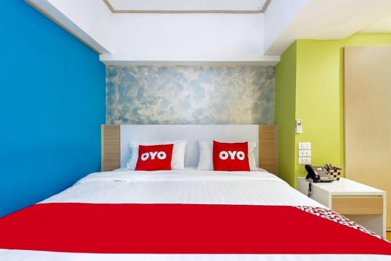Oyo 298 El Majestic Hotel Bangkok Exterior photo